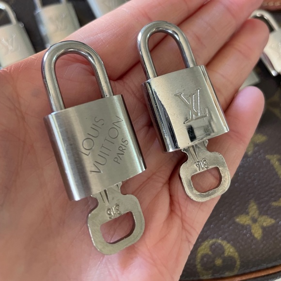 Authentic Louis Vuitton Silver Padlock Lock & Key - Picture 3 of 15